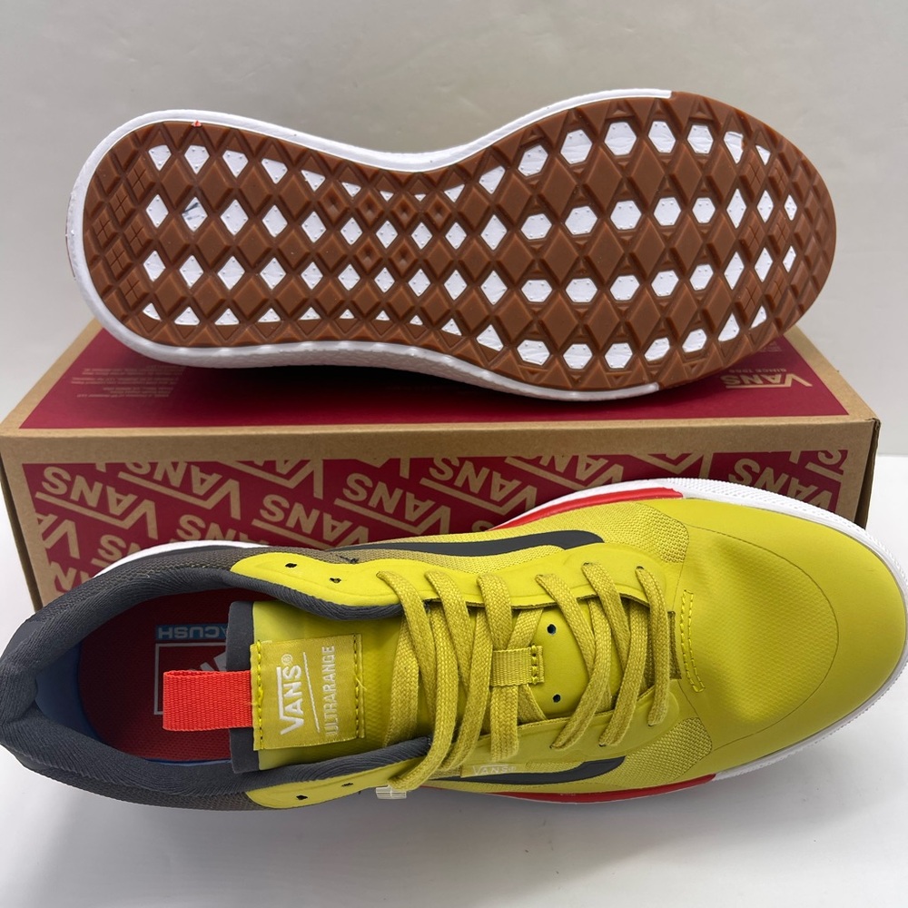 Vans WMNS Mte Ultrarange Exo
Sulphur
VN000CWCD2P Sneakers - Picture 5 of 16